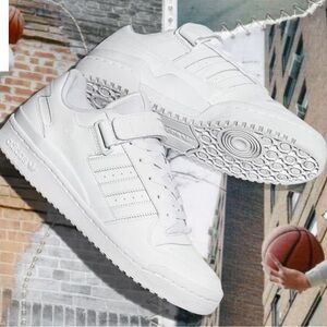 Adidas Forum Low Shoes
